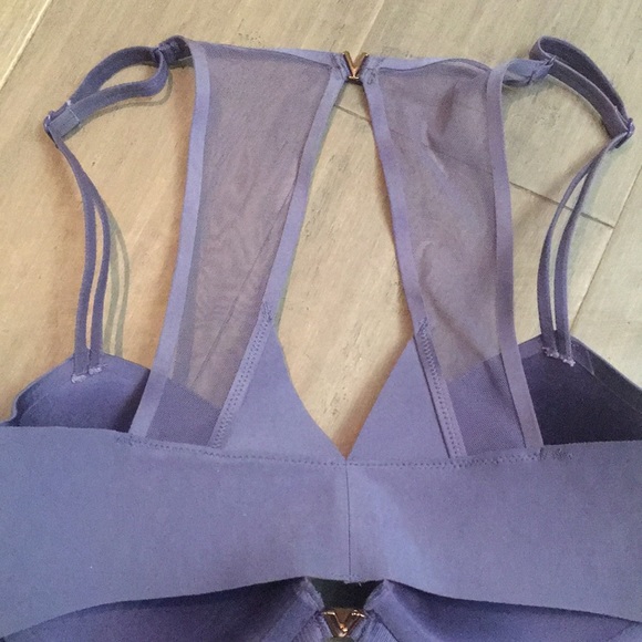 Victoria’s secret’s sexy illusions front close bra - Picture 6 of 6